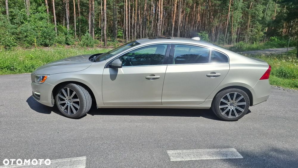 Volvo S60 - 3