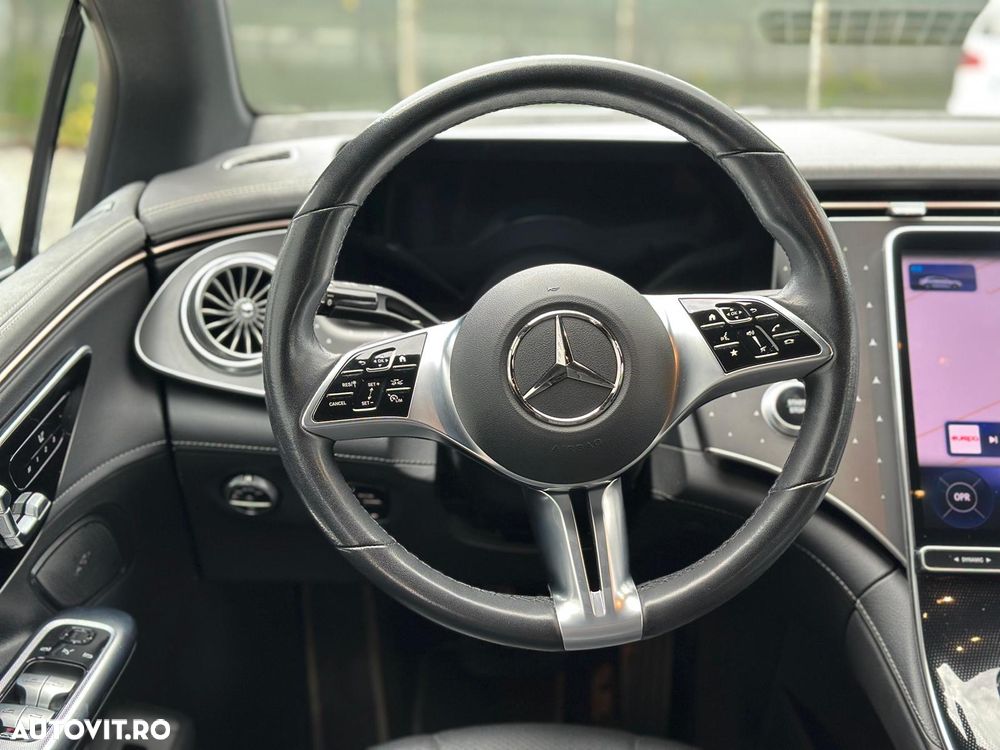 Mercedes-Benz EQE 350+ - 16