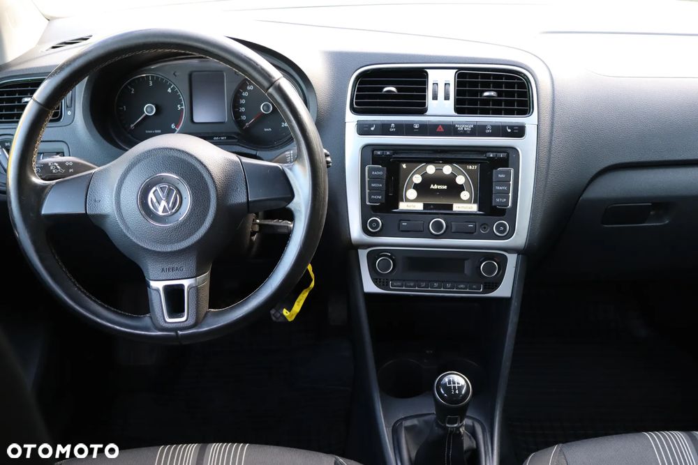 Volkswagen Polo - 32
