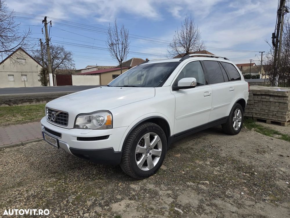 Volvo XC 90 D5 AWD Geartronic Momentum - 1