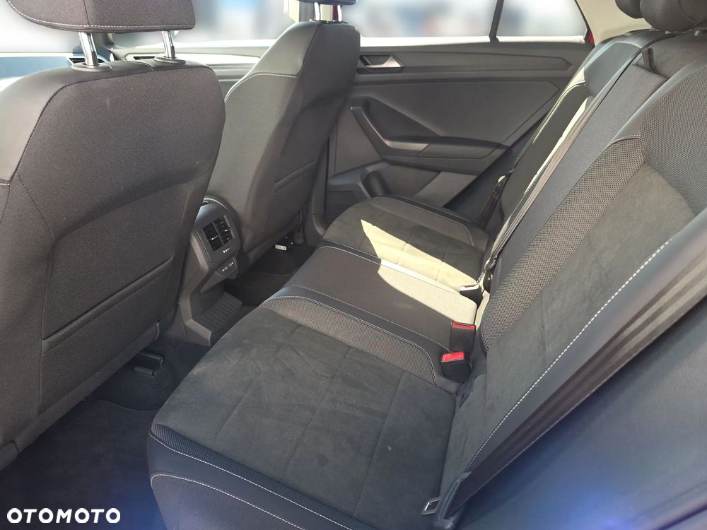 Volkswagen T-Roc 1.5 TSI Style DSG - 13