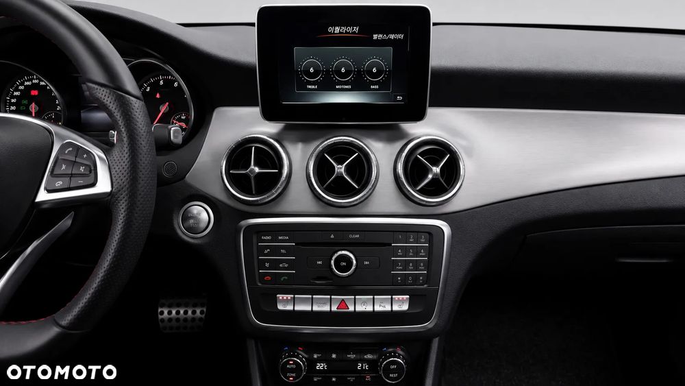 Mercedes-Benz CLA 250 4-Matic AMG Line - 15