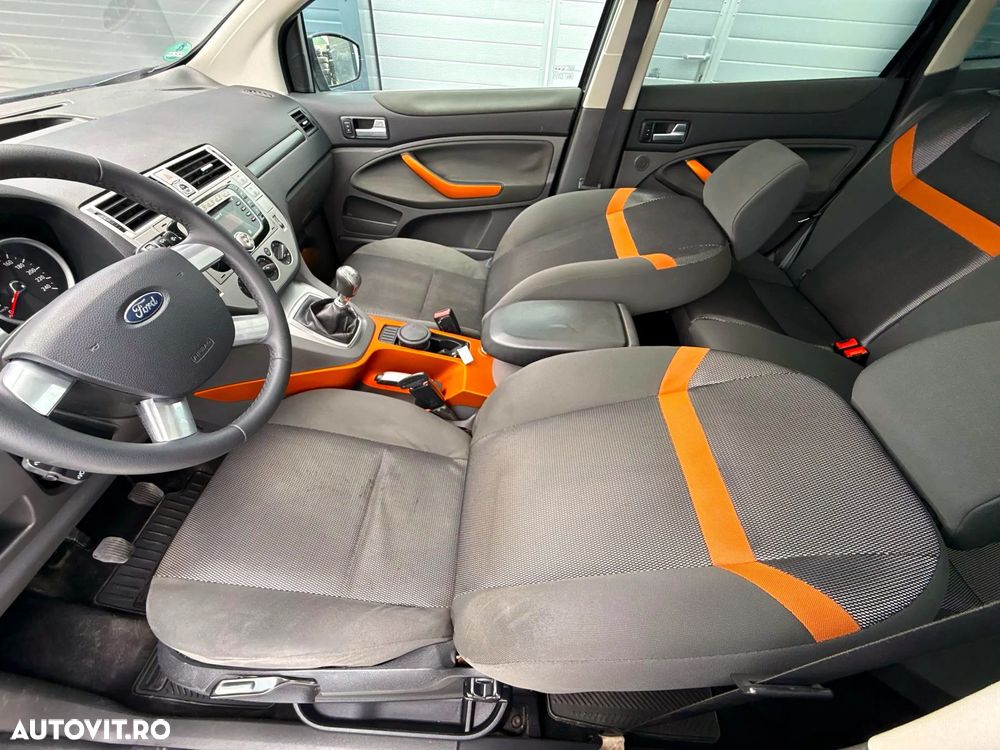 Ford Kuga 2.0 TDCi 4x4 Trend - 18