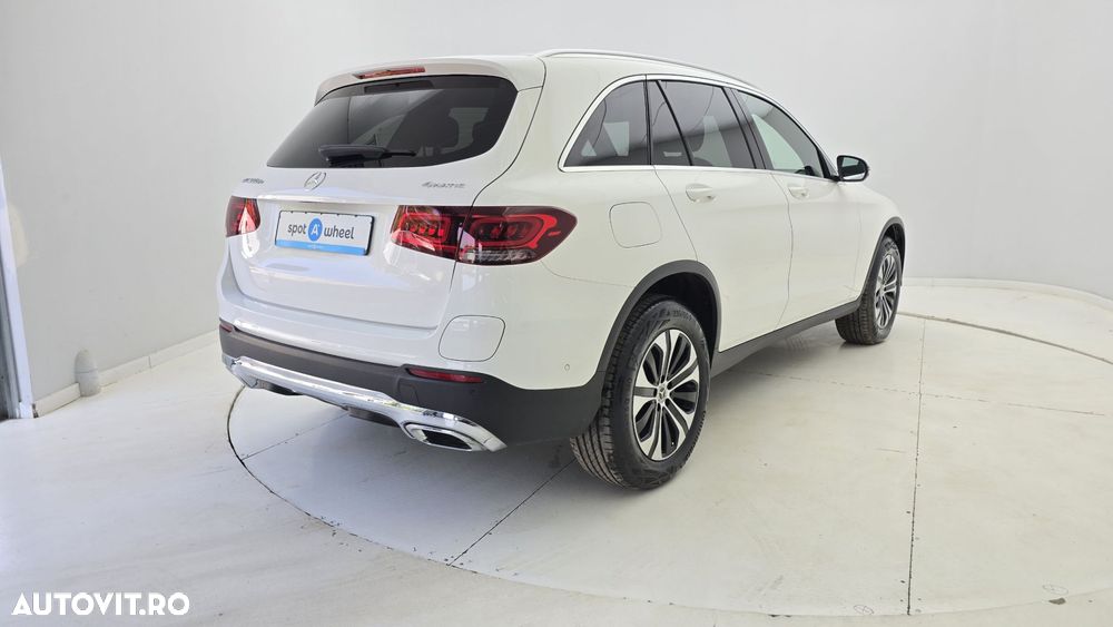 Mercedes-Benz GLC - 6