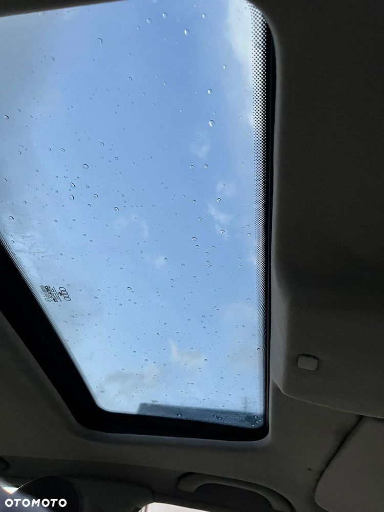 Audi A4 Limousine - 14