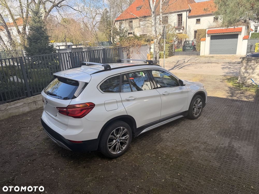 BMW X1 sDrive18i xLine - 15