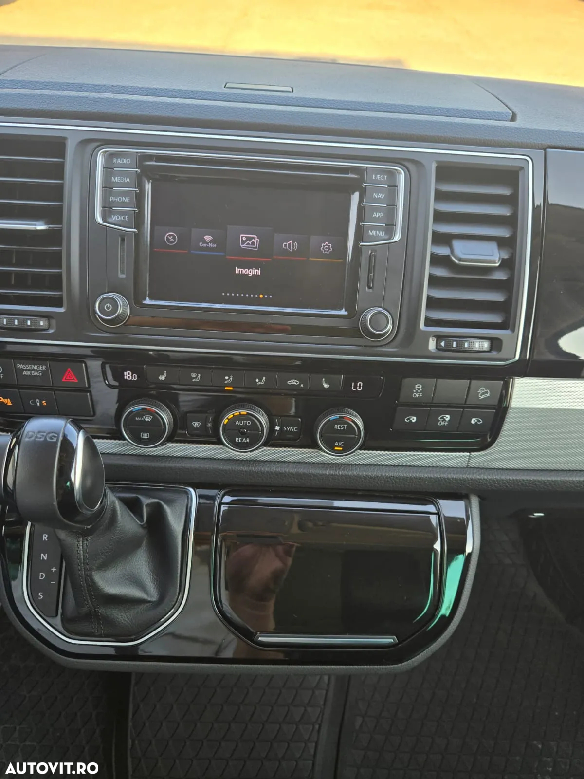 Volkswagen California - 24