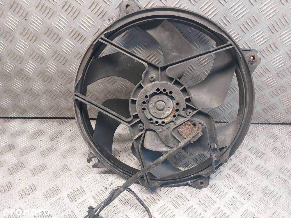 WENTYLATOR CHŁODNICY WODY PEUGEOT 407 2.0 HDI - 4