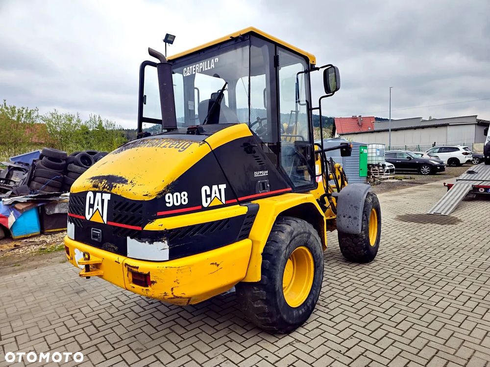 Caterpillar 908 - 7