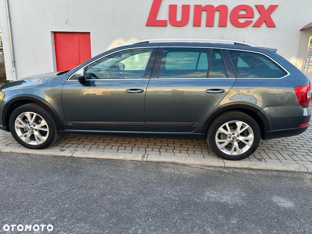 Skoda Octavia Scout 2.0 TDI 4x4 - 19