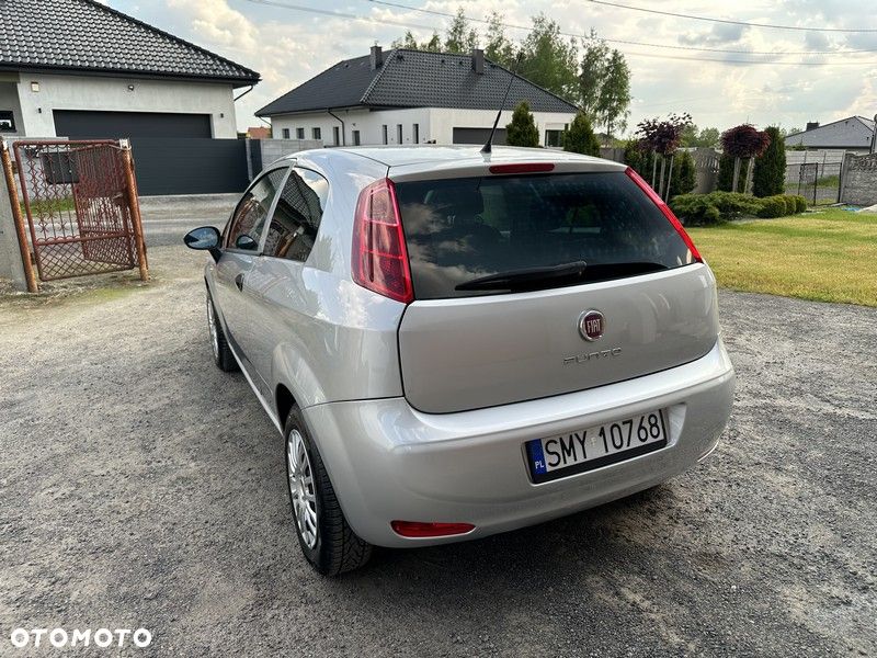 Fiat Punto 1.4 Easy S&S - 6