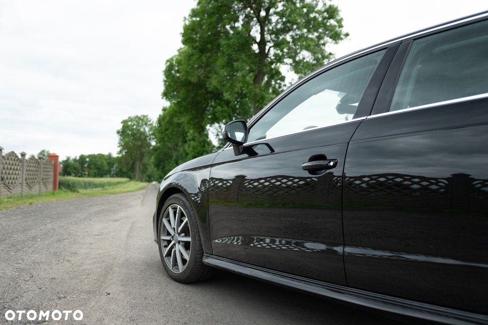 Audi A3 Sportback 1.4 TFSI E-tron Attraction e-S tronic - 18