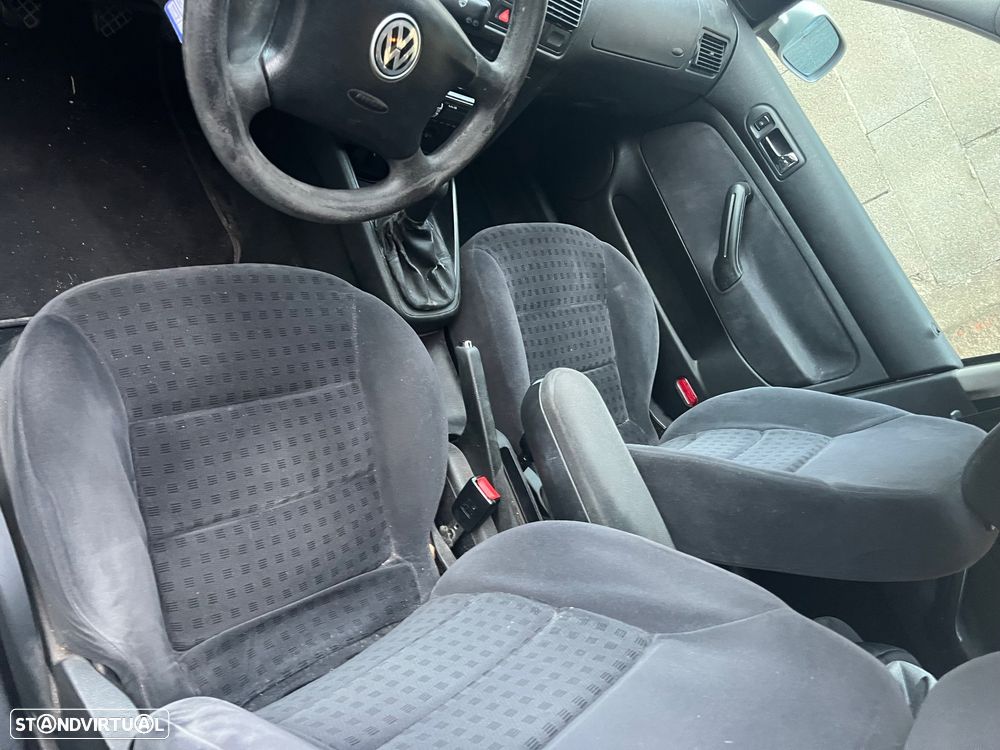 VW Golf 1.4i Confort - 5
