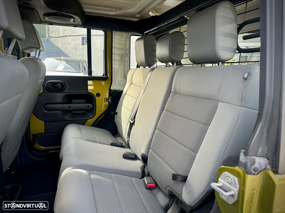 Jeep Wrangler Unlimited - 14