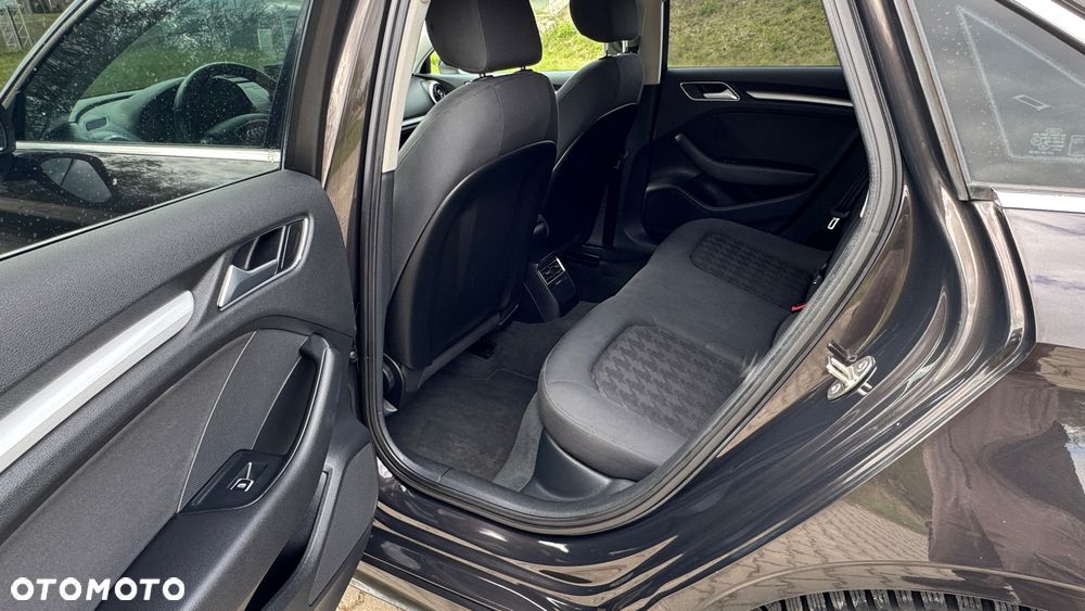 Audi A3 Limousine - 14