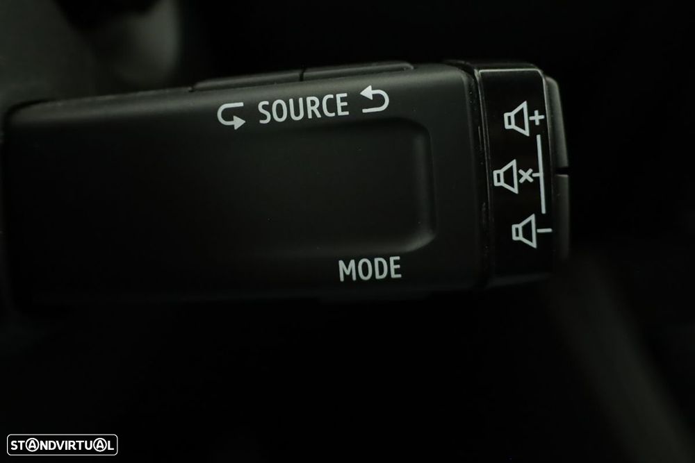 Renault Captur 1.0 TCe Techno Bi-Fuel - 17