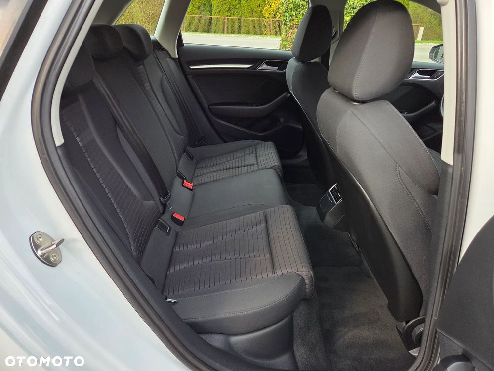 Audi A3 Sportback 2.0 TDI sport - 25
