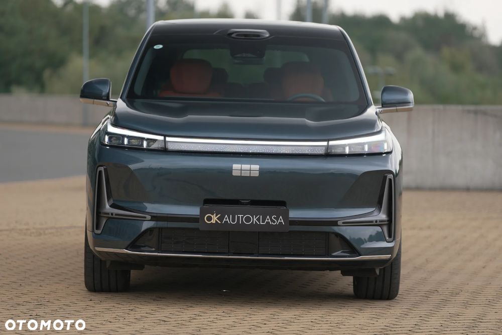 Geely M9 - 8