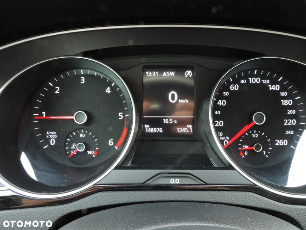 Volkswagen Passat 2.0 TDI SCR (BlueMotion Technology) Comfortline - 14