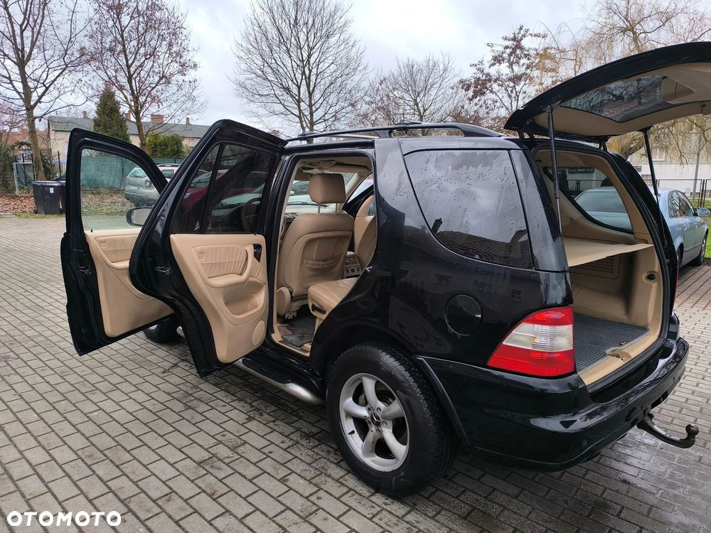 Mercedes-Benz ML - 13