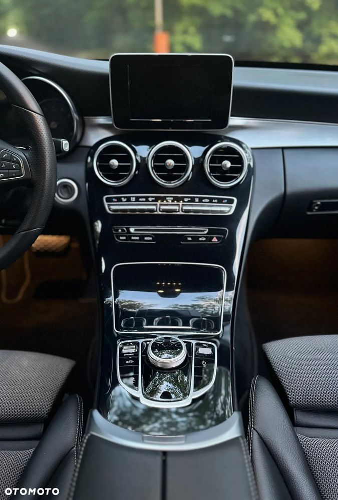 Mercedes-Benz Klasa C 350 e T 7G-TRONIC Avantgarde - 13