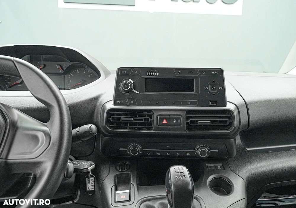 Peugeot Partner - 13
