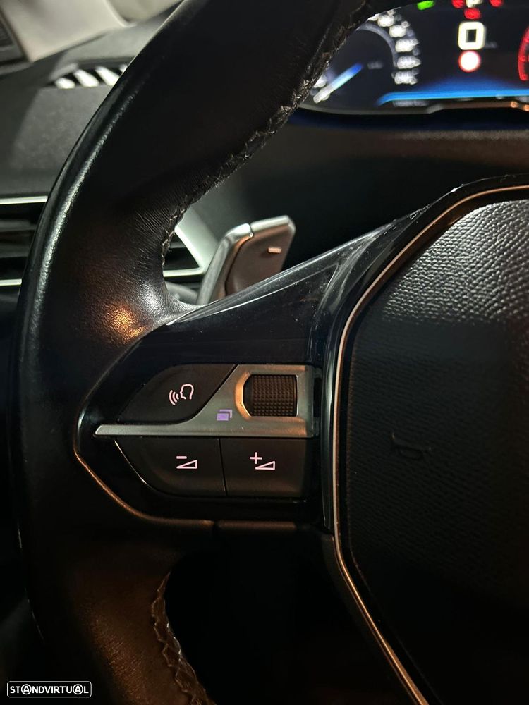 Peugeot 3008 BlueHDi 130 Stop & Start EAT8 Active - 15