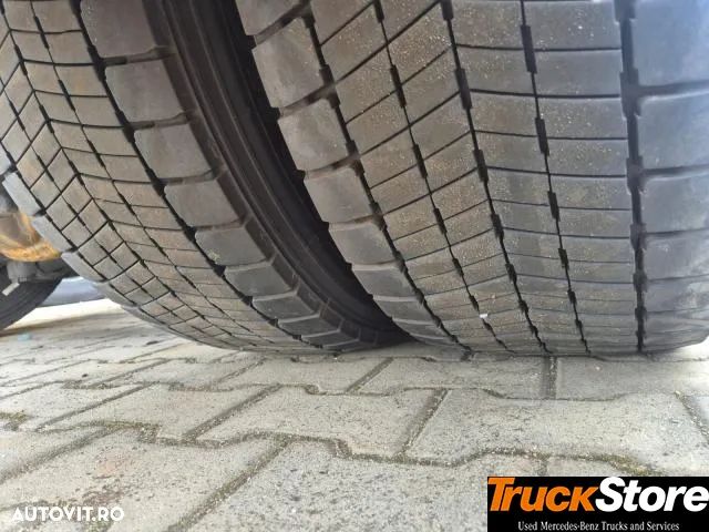 Mercedes-Benz 1843 - 6