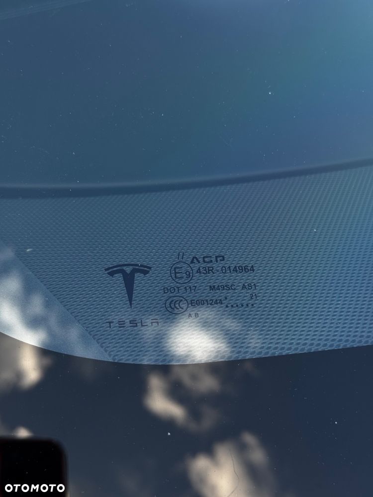 Tesla Model S Long Range - 15