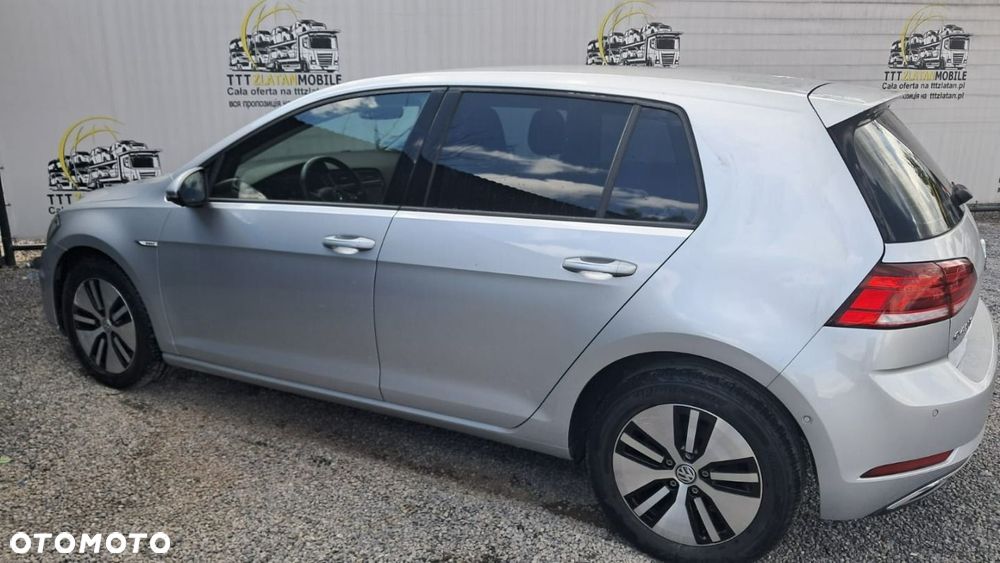 Volkswagen Golf - 18