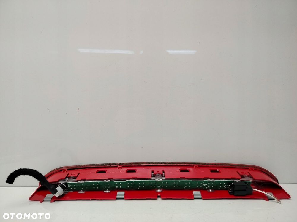 volkswagen golf vi plus 05r- trzecie światło stop stopu - 4