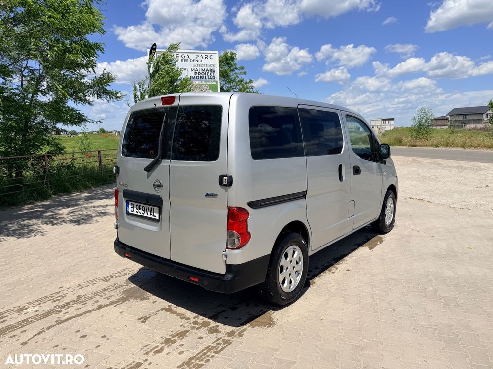 Nissan NV200 - 4