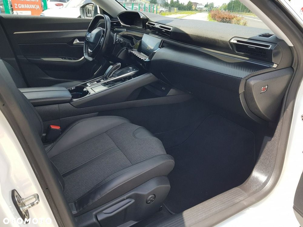 Peugeot 508 BlueHDi 130 EAT8 Allure - 17