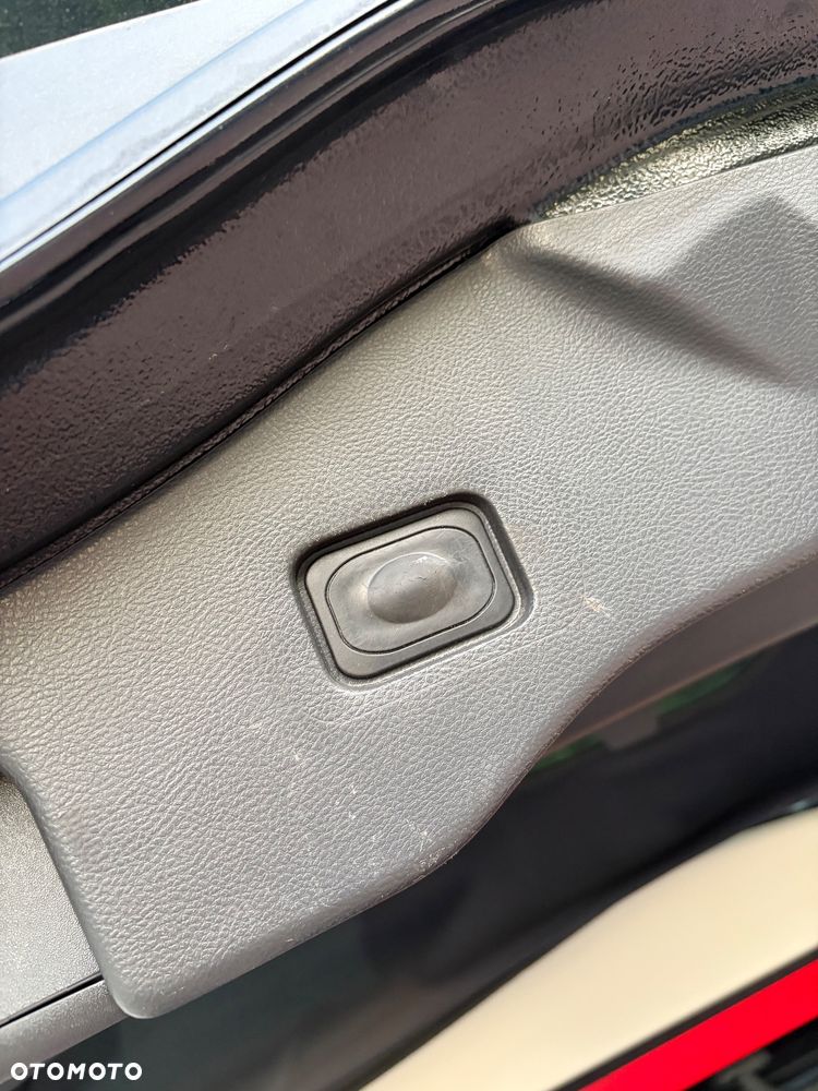 Ford Mondeo 2.0 TDCi Titanium PowerShift - 30