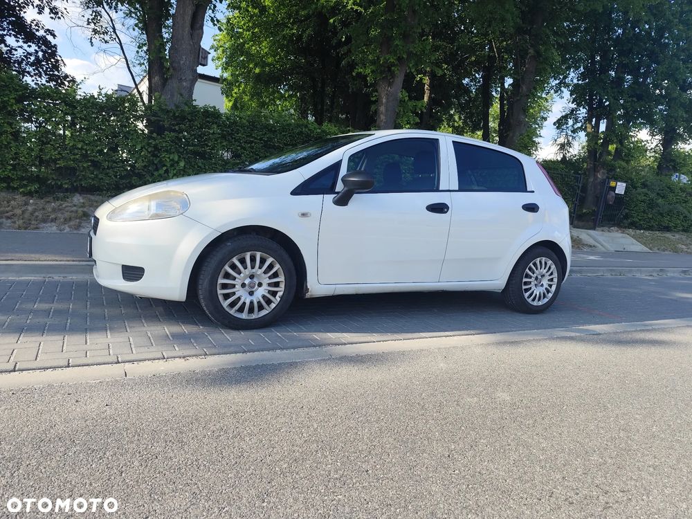 Fiat Grande Punto - 2