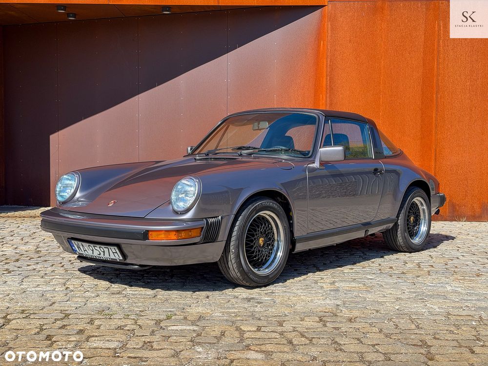 Porsche 911 - 4