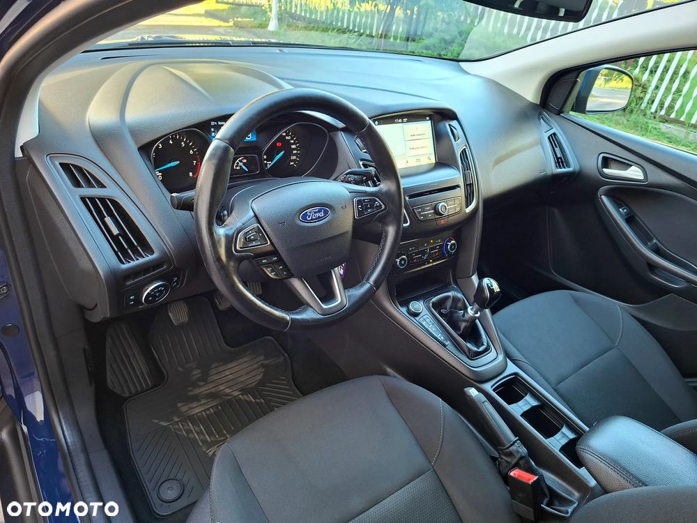 Ford Focus 1.0 EcoBoost STart-Stopp-System ACTIVE - 17