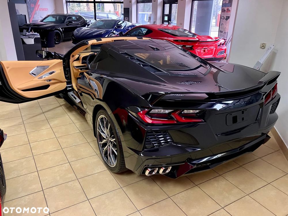 Chevrolet Corvette - 6