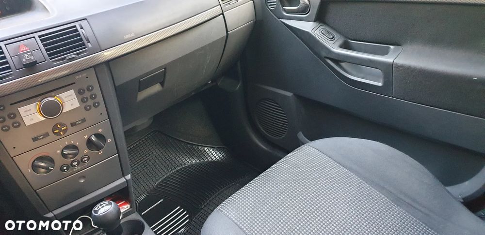 Opel Meriva 1.4 Cosmo - 17