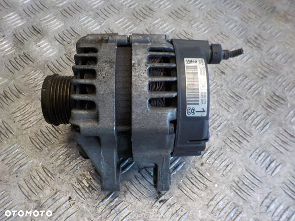 KIA SORENTO II 2.2 CRDI ALTERNATOR 37300-2F100