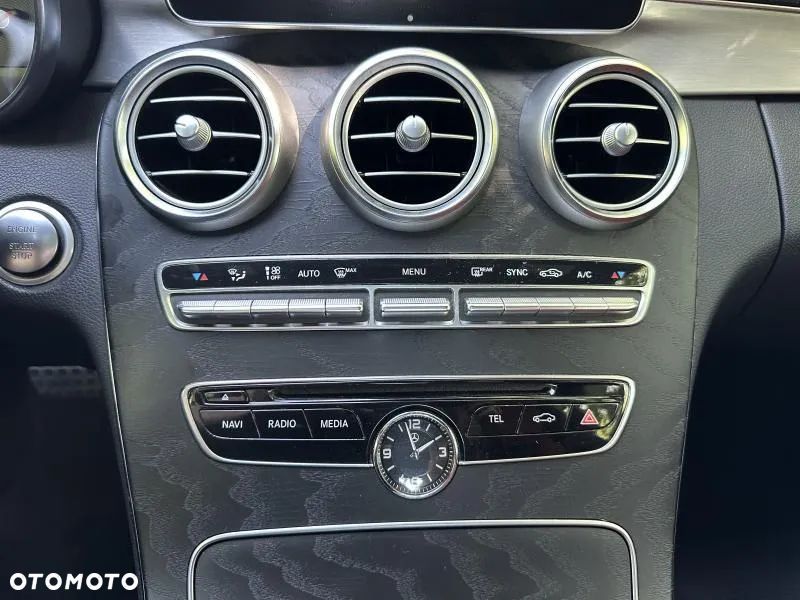 Mercedes-Benz Klasa C 300 9G-TRONIC Avantgarde - 16