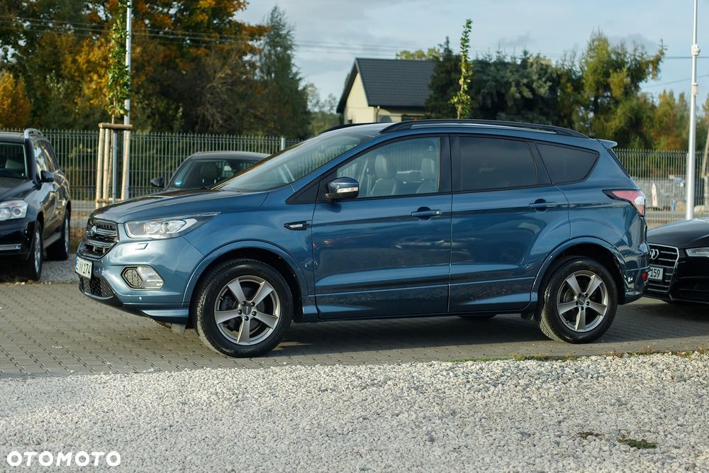Ford Kuga 1.5 EcoBoost 2x4 ST-Line - 8