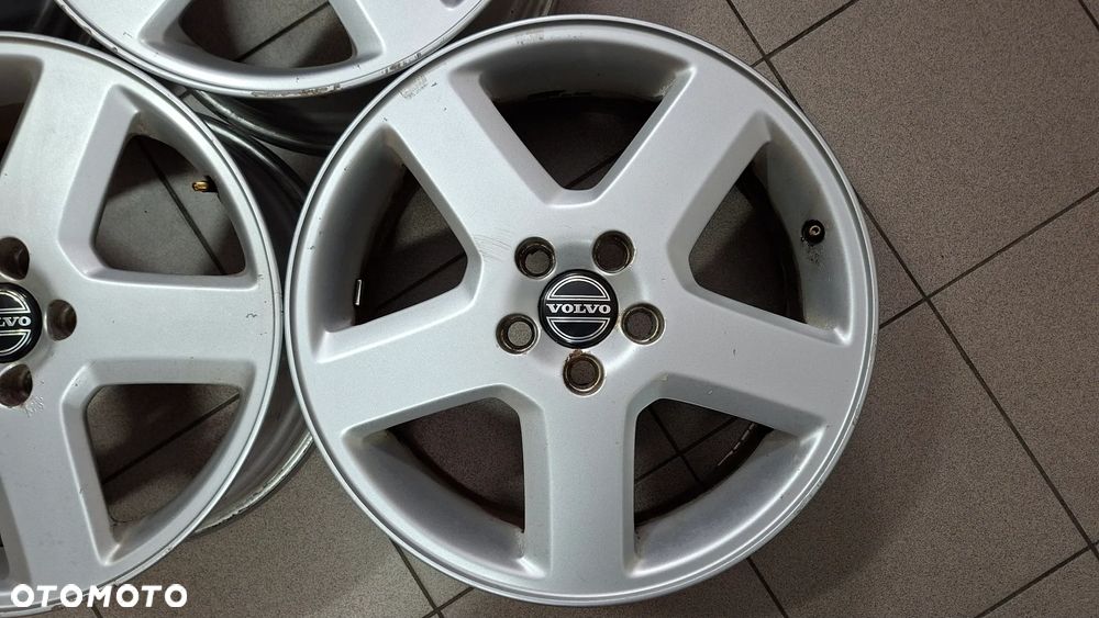 Felgi Aluminiowe 17 Volvo S40 V50 5x108 ET 52.5 - 5