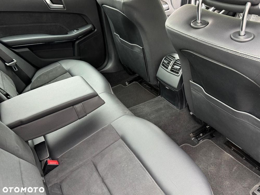 Mercedes-Benz Klasa E 220 BlueTEC BlueEFFICIENCY Edition 9G-TRONIC Edition - 26