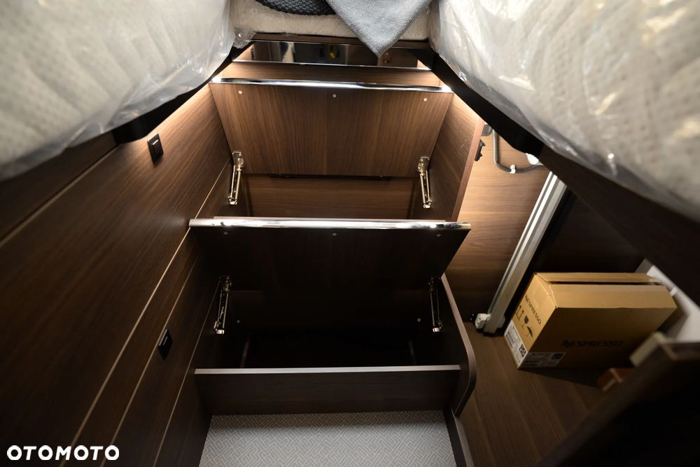 Adria Supersonic 780 SL - 17