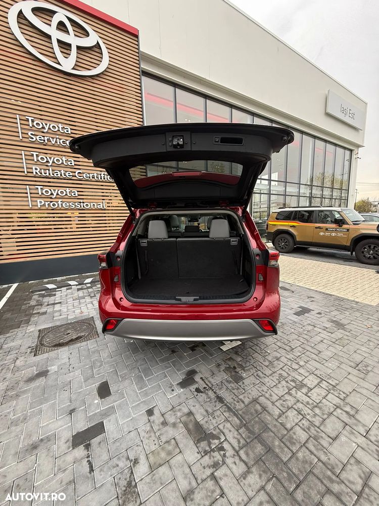 Toyota Highlander 2.5 L Dynamic Force 248CP Luxury Pearly - 6