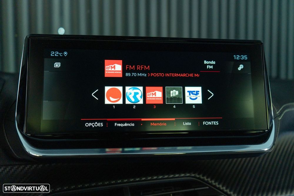 Peugeot 2008 1.2 PureTech GT EAT8 - 16