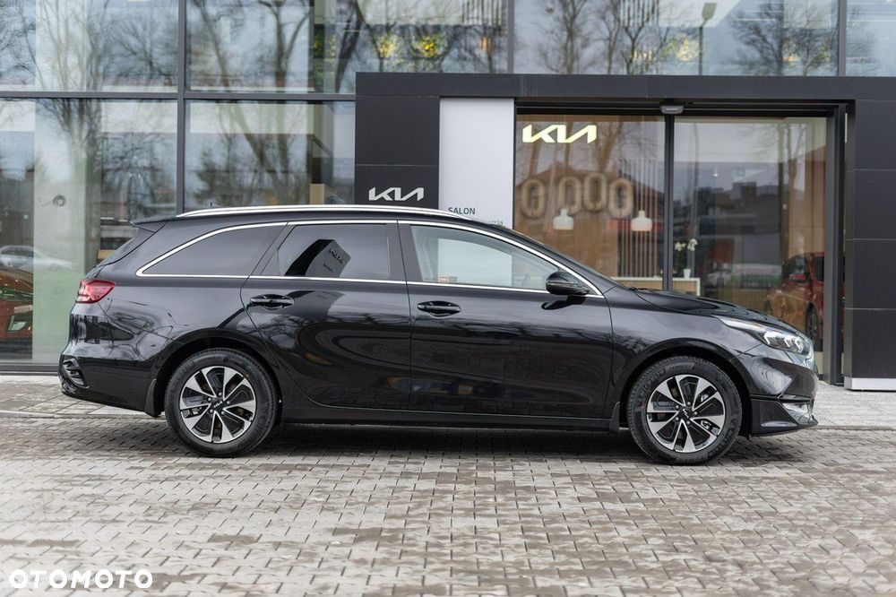 Kia Ceed - 7