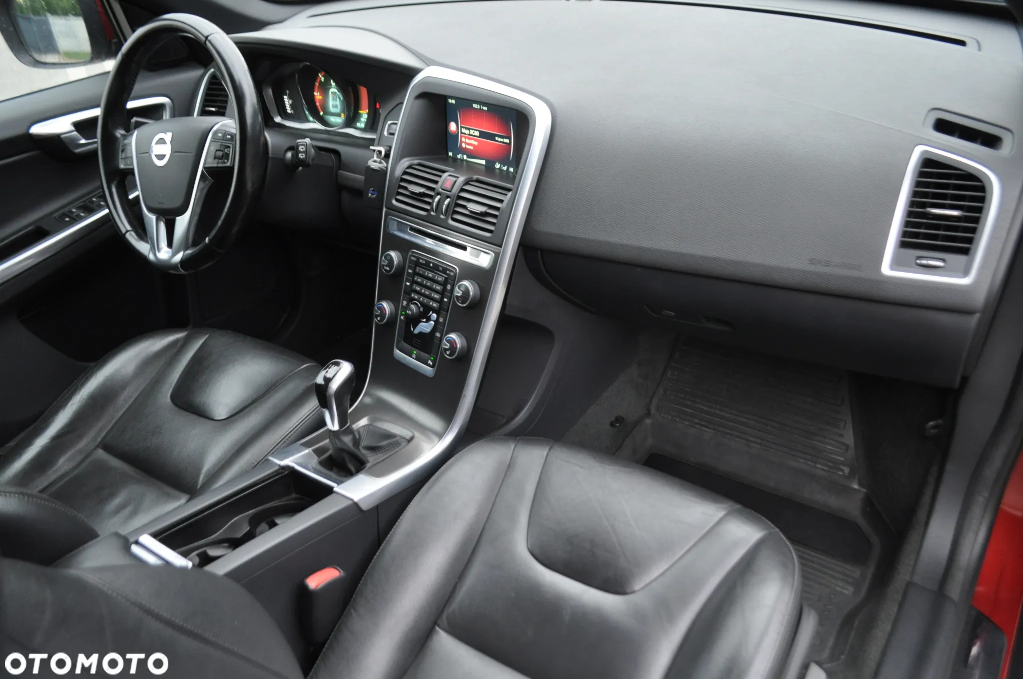 Volvo XC 60 D4 Drive-E Momentum - 22