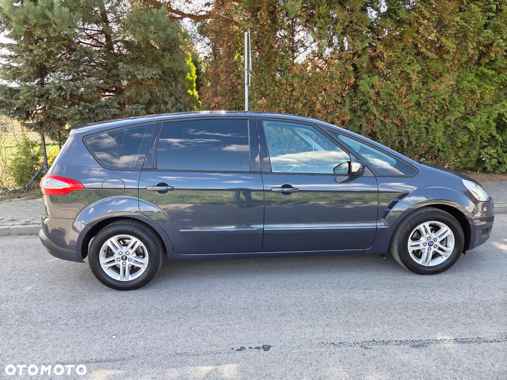 Ford S-Max - 10
